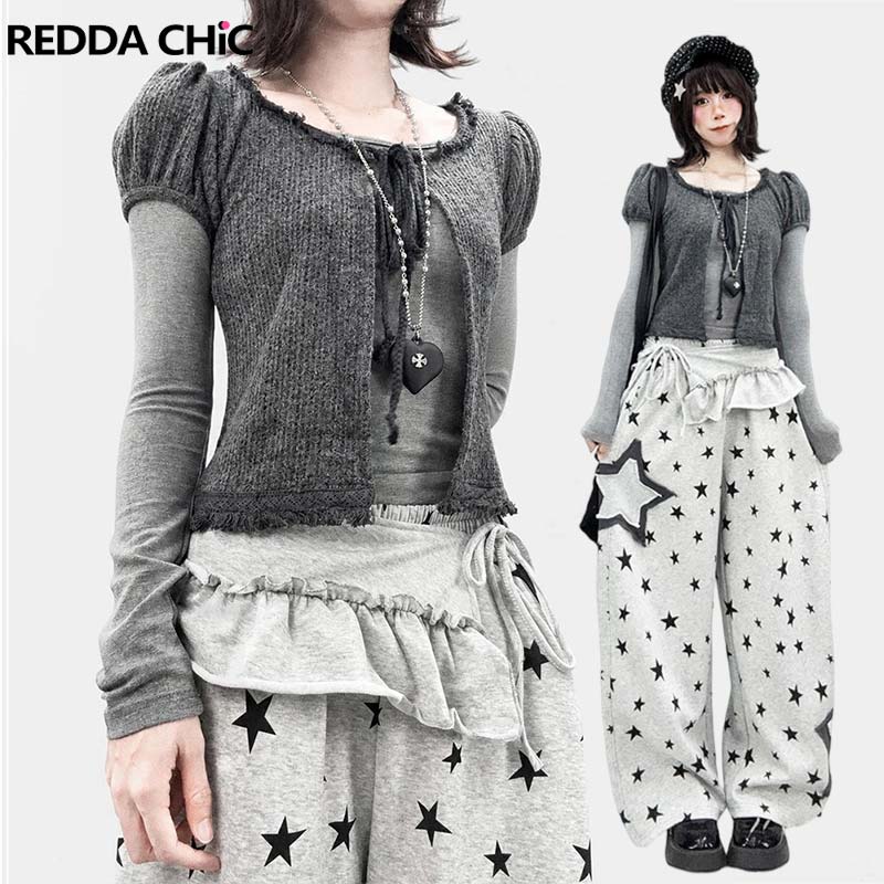 Bandage - REDDACHiC パフスリーブカーディガンとトップスの2点セット。韓国風、グレー、レイヤードスタイル、スリムフィットTシャツ、カーディガン、グランジスタイル、秋のファッション。